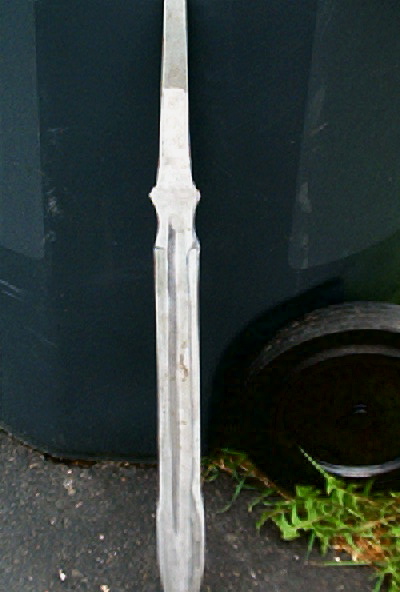 A fantasy blade based on Mr Frodo's Sting