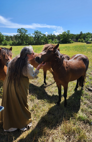 Guest Amy M with Gotland Russ - Photo by Tour guest Liz Faulkner Guest Amy M with Gotland Russ - Photo by Tour guest Liz Faulkner