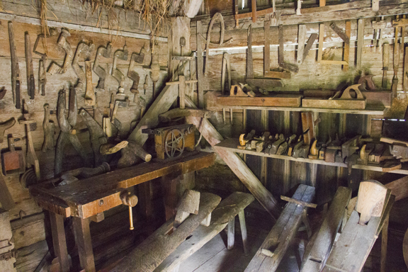 Workshop at Norrlanda farm museum